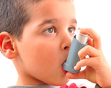 La escuela debe implicarse cuando los niños padecen asma